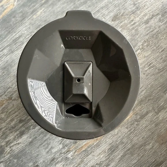 Hufflepuff Corkcicle tumbler - Picture 4 of 4